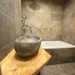 Hoch3 شقة ايمنستادت ام الغو